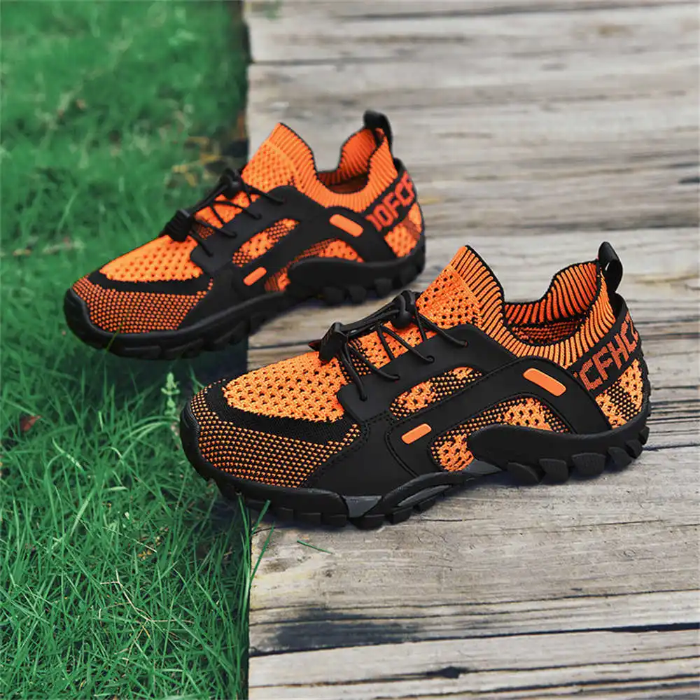 Outdoor Sports Store - أحذية المشي لمسافات طويلة للرجال ،