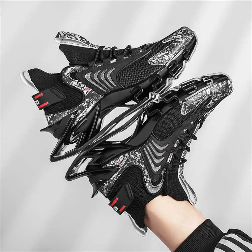 الأزرق الانزلاق على أحذية طويل - مراجعة Outdoor Sports Store وسعره