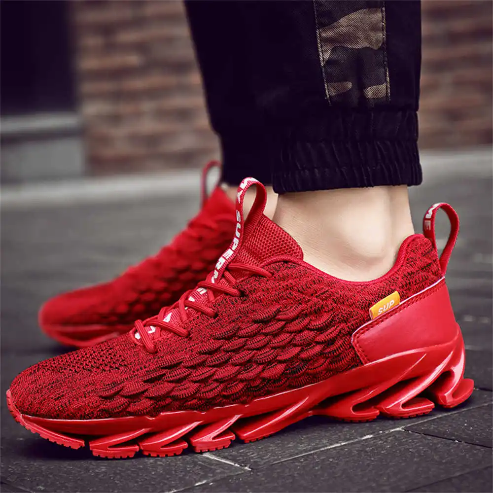أحذية التنس الرياضية للرجال ،  - مراجعة Outdoor Sports Store وسعره